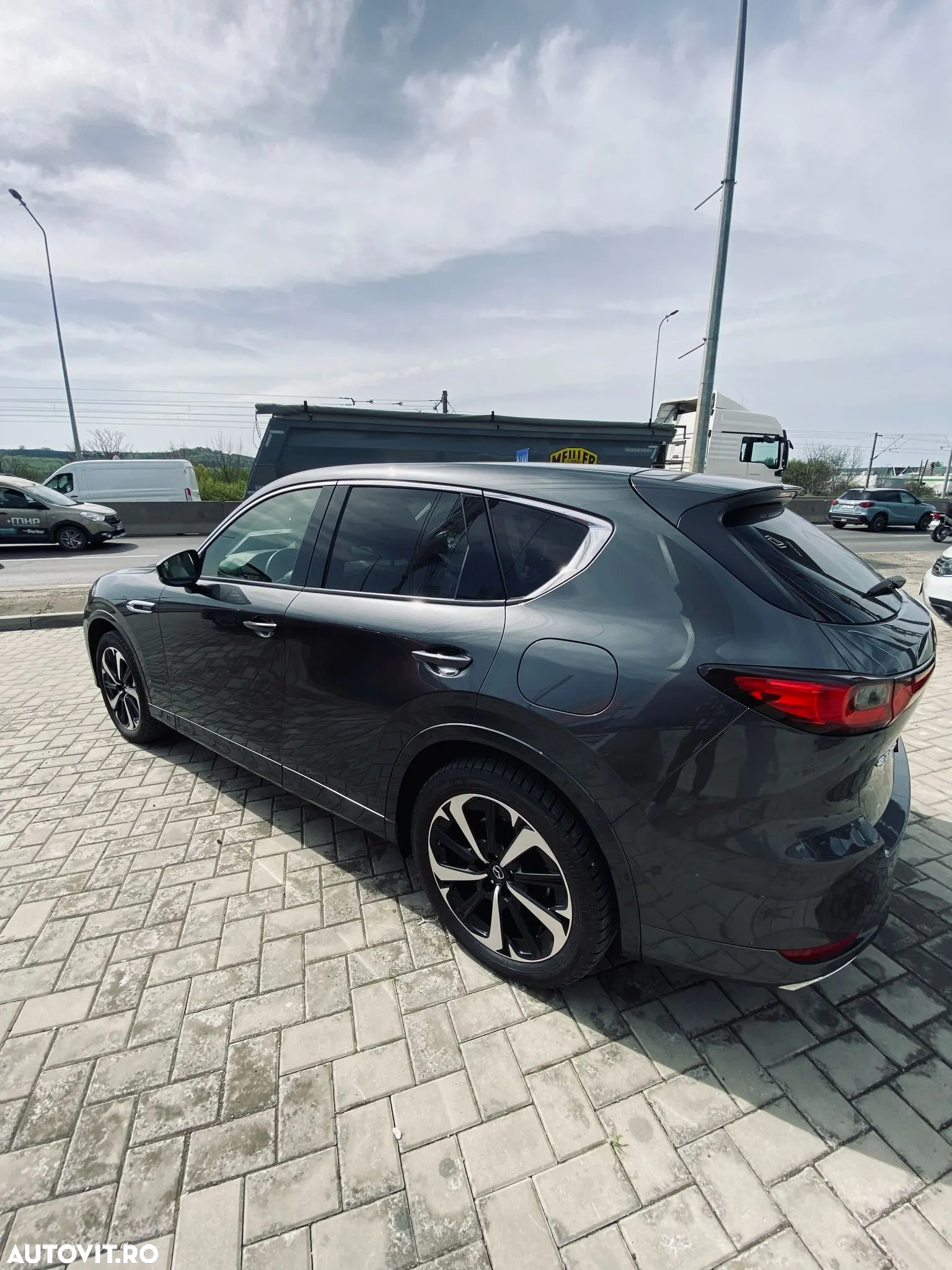 Mazda CX-60 - 9