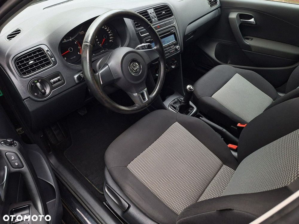 Volkswagen Polo - 8
