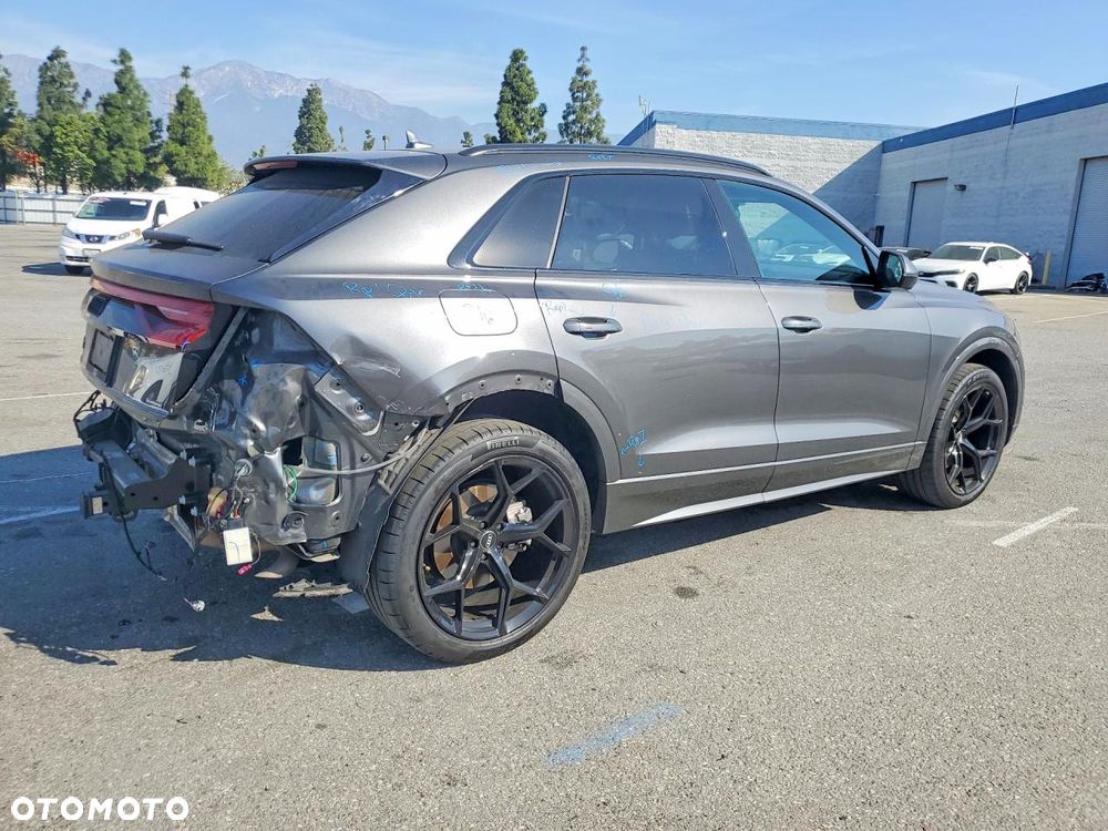 Audi Q8 - 4