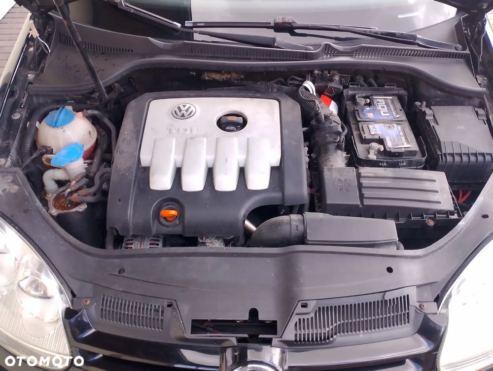 Volkswagen Golf 2.0 TDI Comfortline - 11