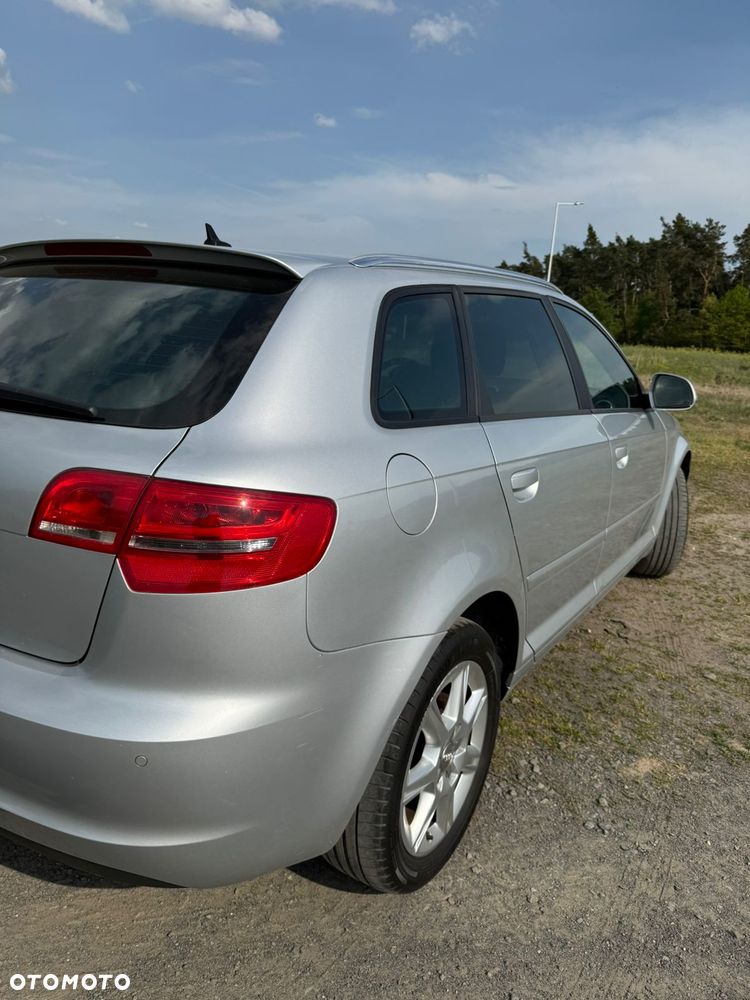 Audi A3 Sportback 1.4 TFSI Ambiente - 14