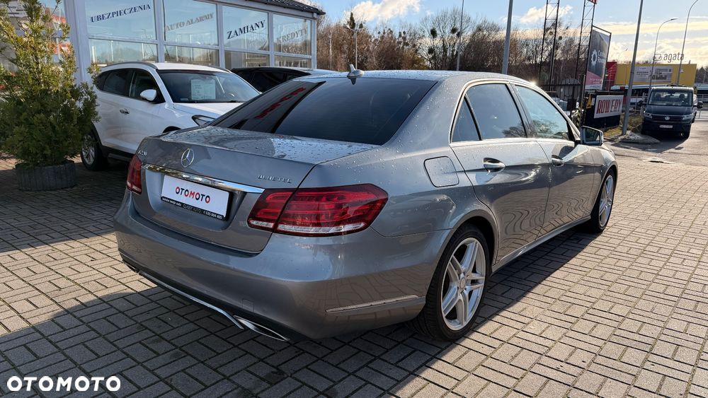 Mercedes-Benz Klasa E 220 CDI DPF BlueEFFICIENCY 7G-TRONIC Avantgarde - 5
