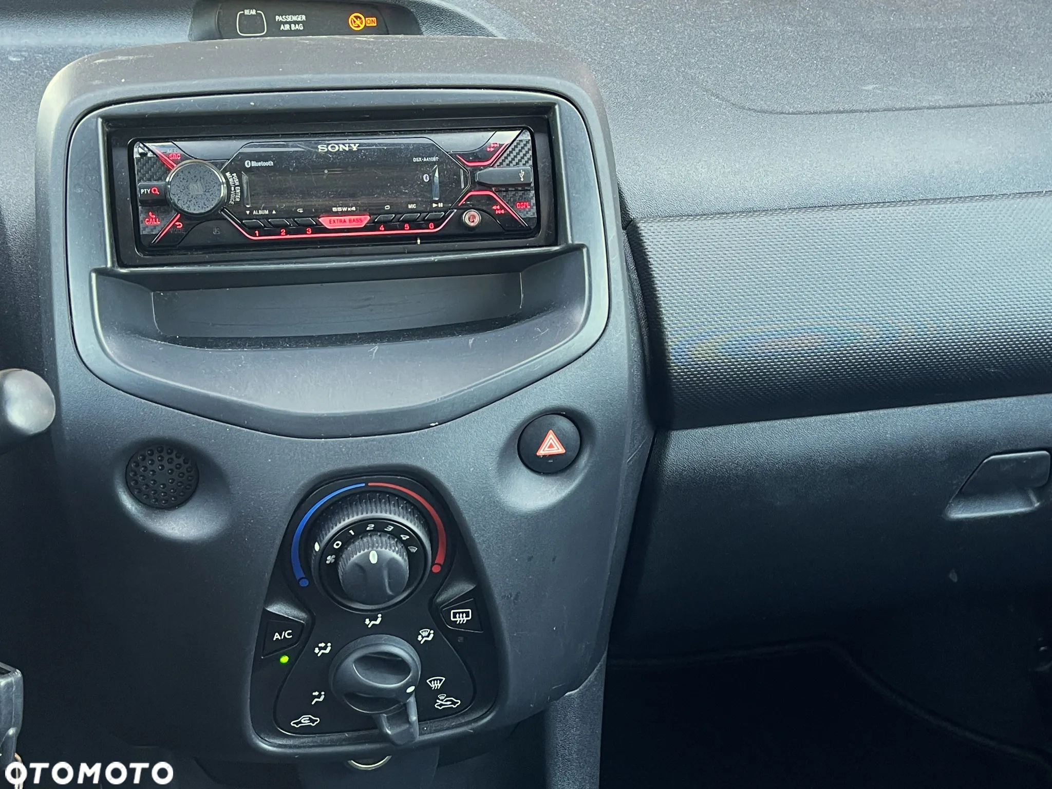 Toyota Aygo x - 18