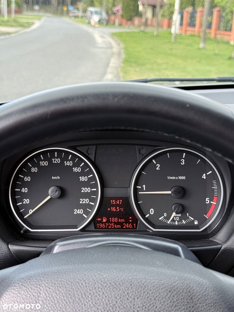 BMW Seria 1 118d DPF - 10