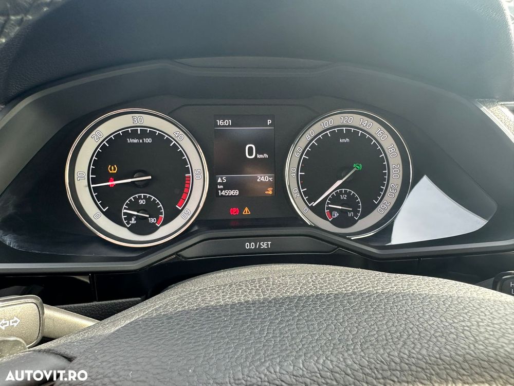 Skoda Superb 2.0 TDI DSG Laurin & Klement - 14