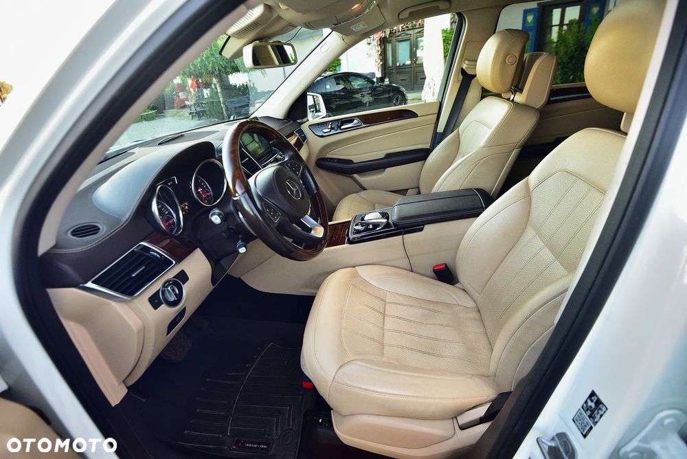 Mercedes-Benz GLS 400 4-Matic - 28