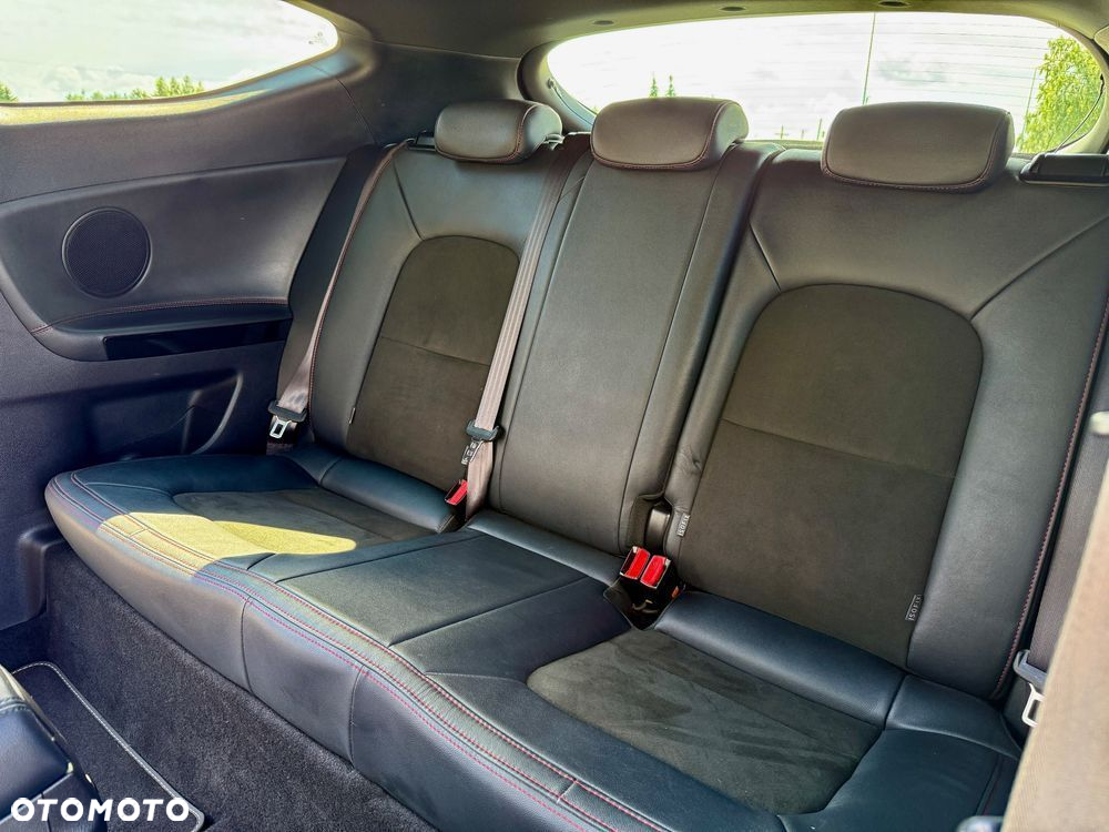 Kia Ceed 1.6 T-GDI GT - 28
