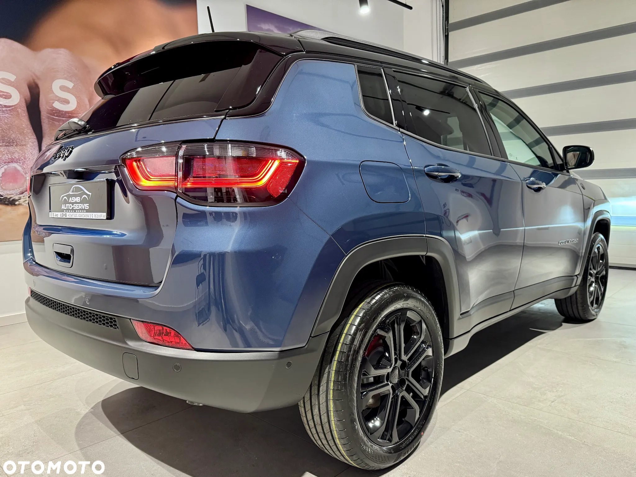 Jeep Compass - 17