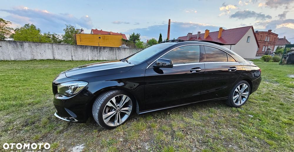 Mercedes-Benz CLA 250 7G-DCT AMG Line - 5