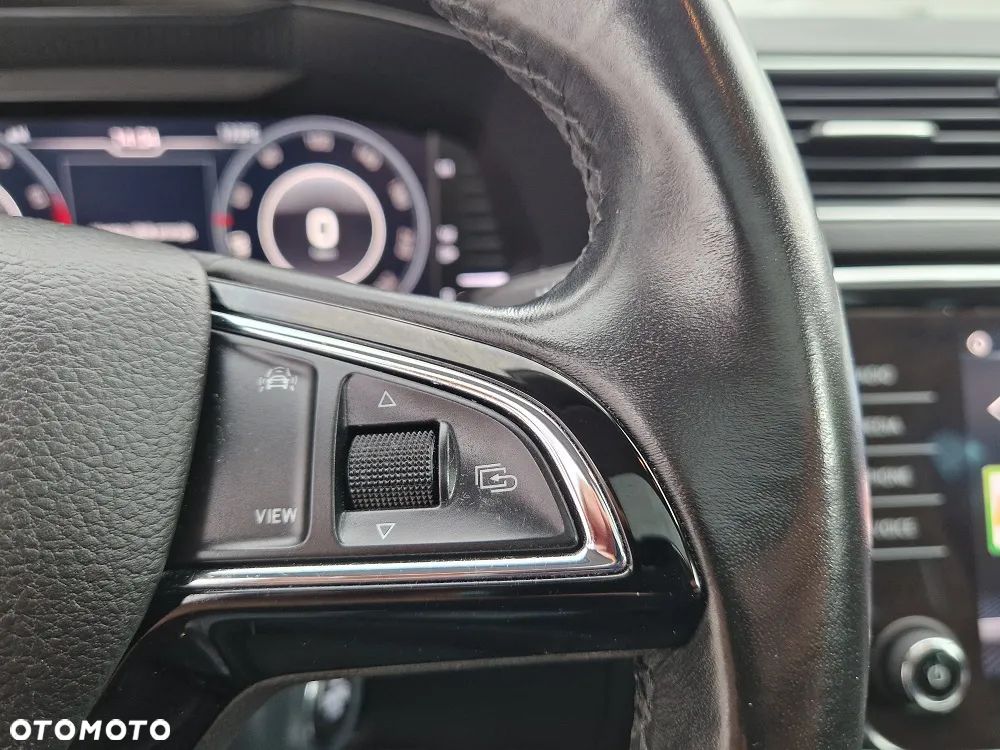 Skoda Superb 1.5 TSI Active DSG - 17