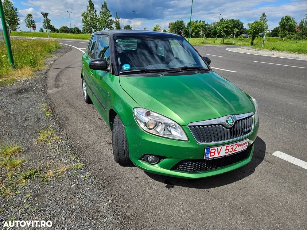 Skoda Fabia 1.4 TSI DSG RS - 2