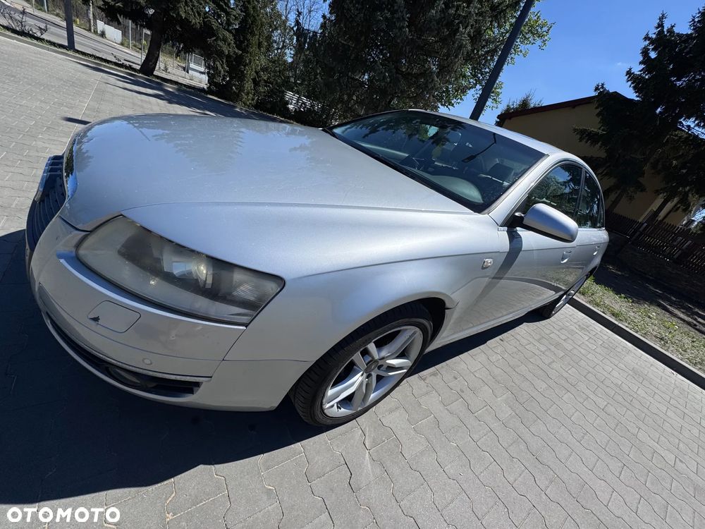 Audi A6 Limousine 2.4 - 7