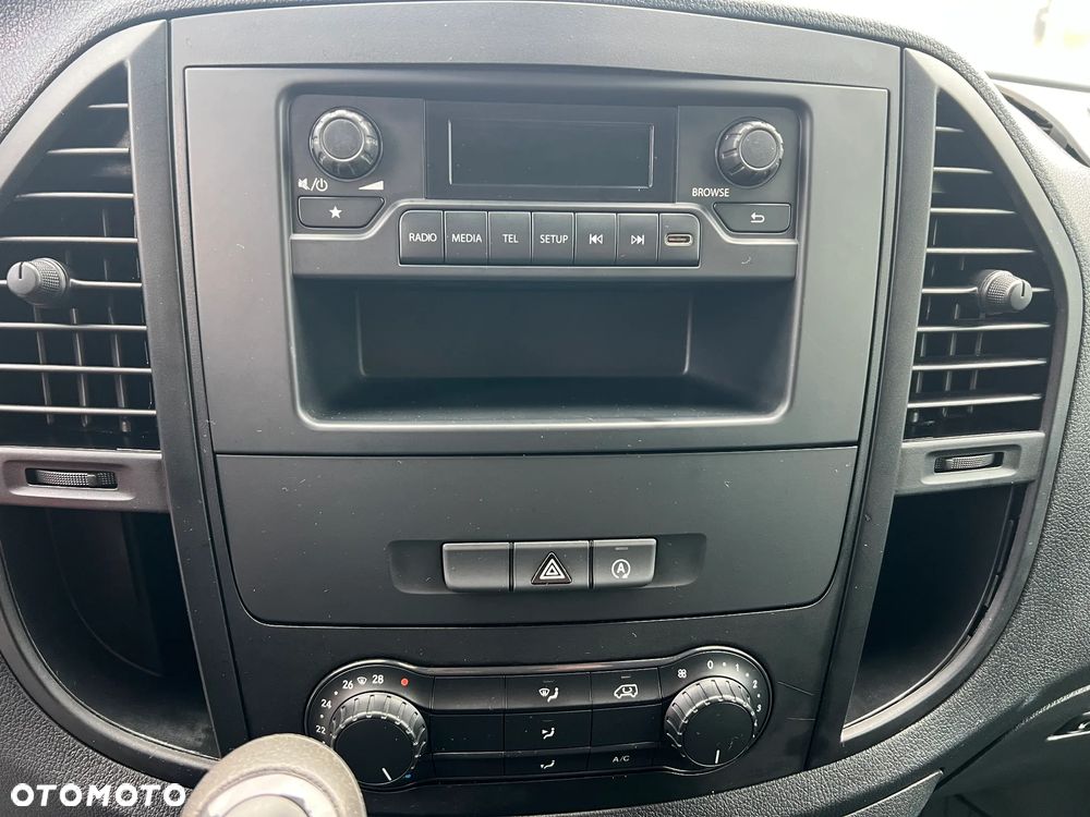 Mercedes-Benz Vito - 13