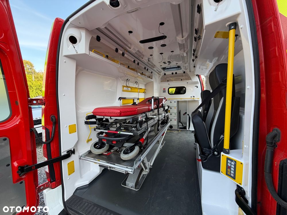 Renault Master - 33