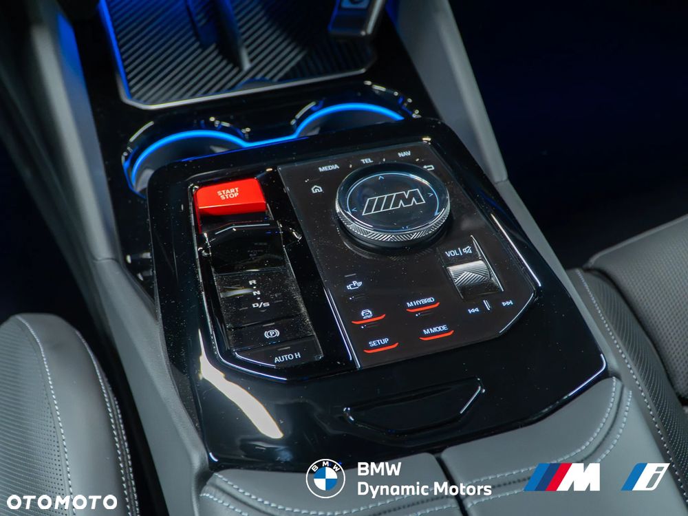 BMW M5 xDrive - 31
