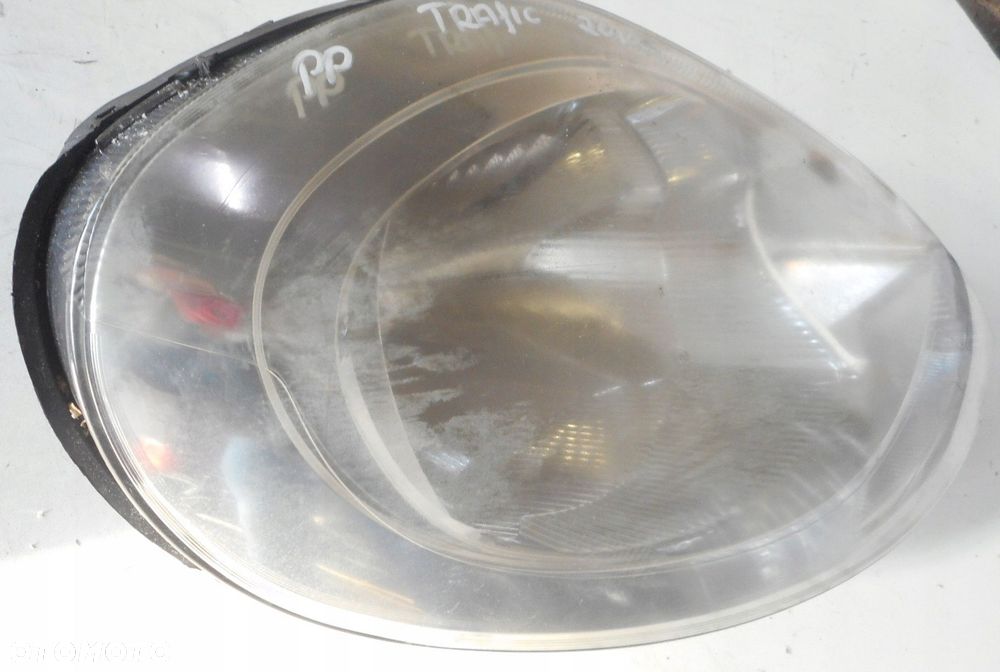 renault traffic ii 07r lampa prawa przód - 11