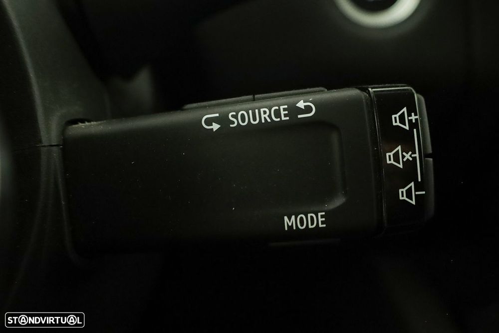 Renault Captur 1.0 TCe Techno Bi-Fuel - 19