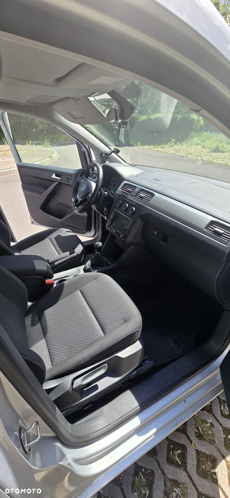 Volkswagen Caddy ver-2-0-tdi-comfortline - 10