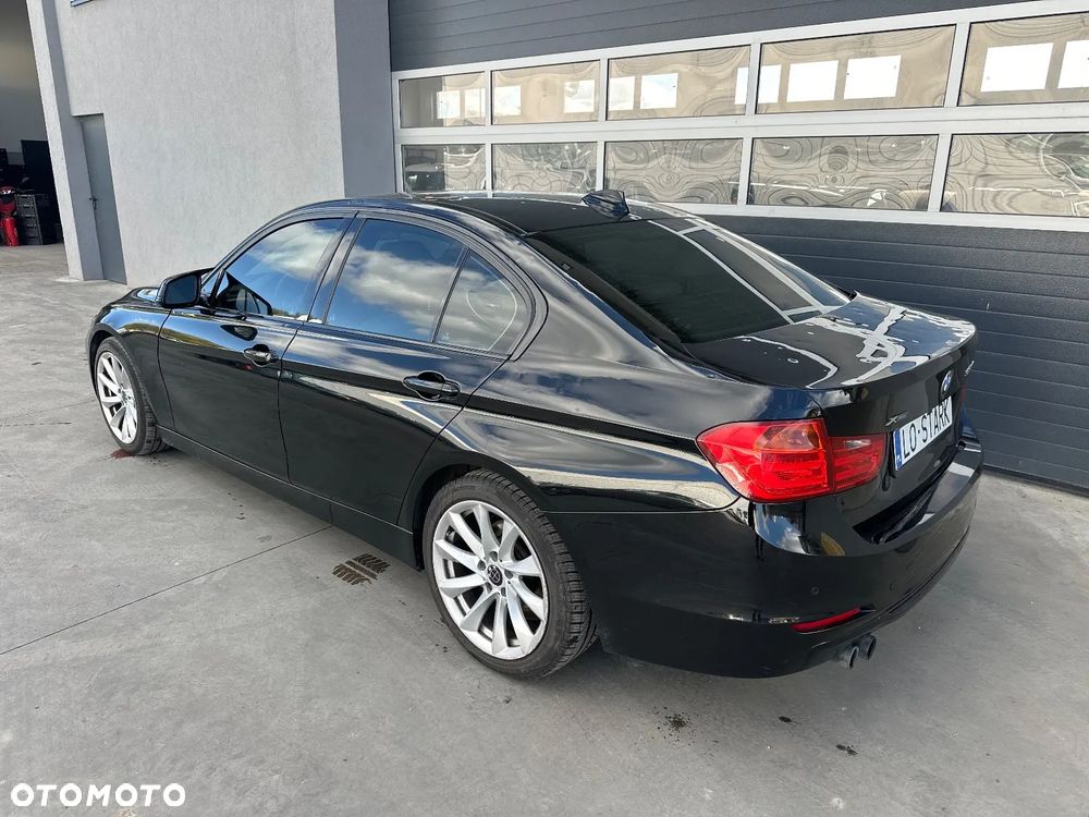 BMW Seria 3 2014 photo 3
