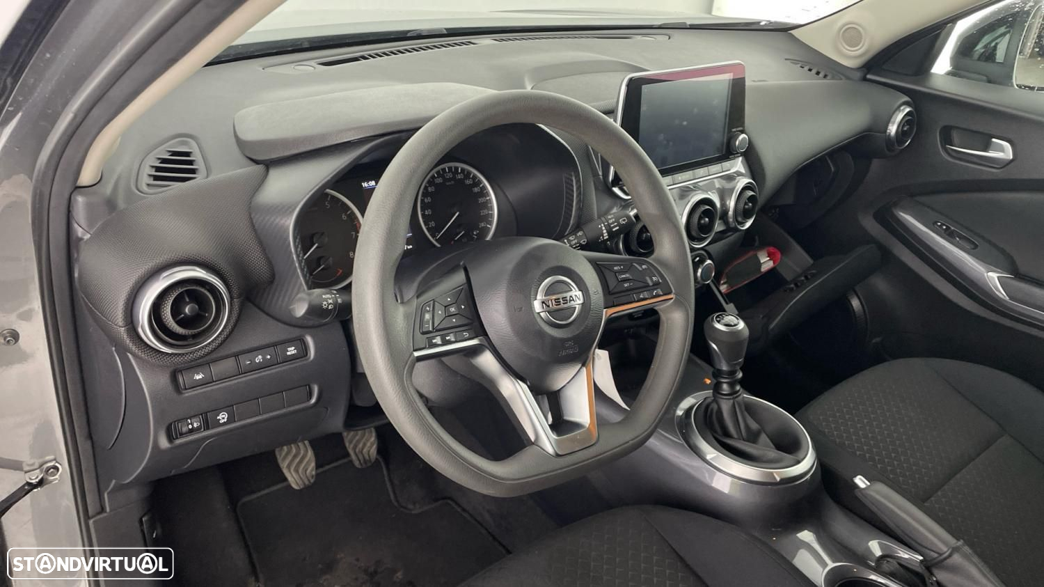 Nissan Juke 1.0 DIG-T N-Connecta - 36
