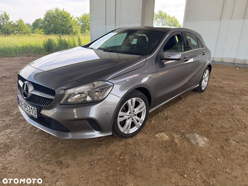 Mercedes-Benz Klasa A 200 (BlueEFFICIENCY) Urban - 2