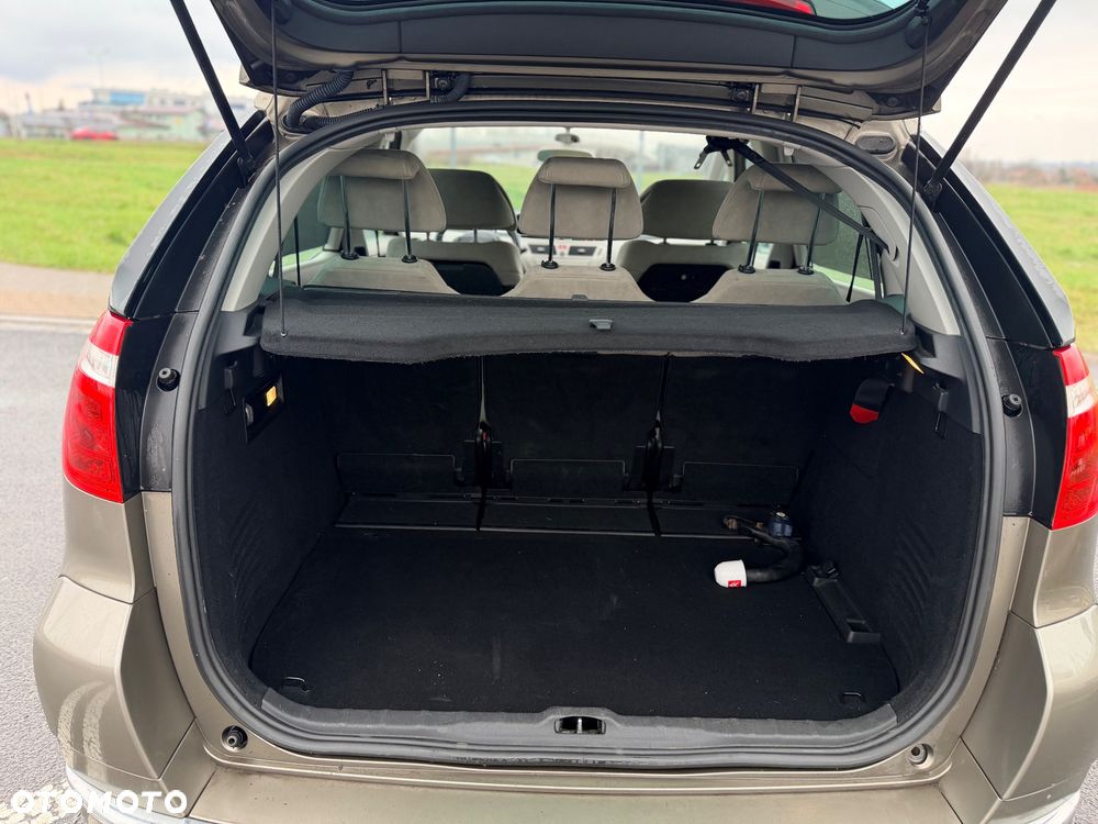 Citroën C4 Picasso - 8
