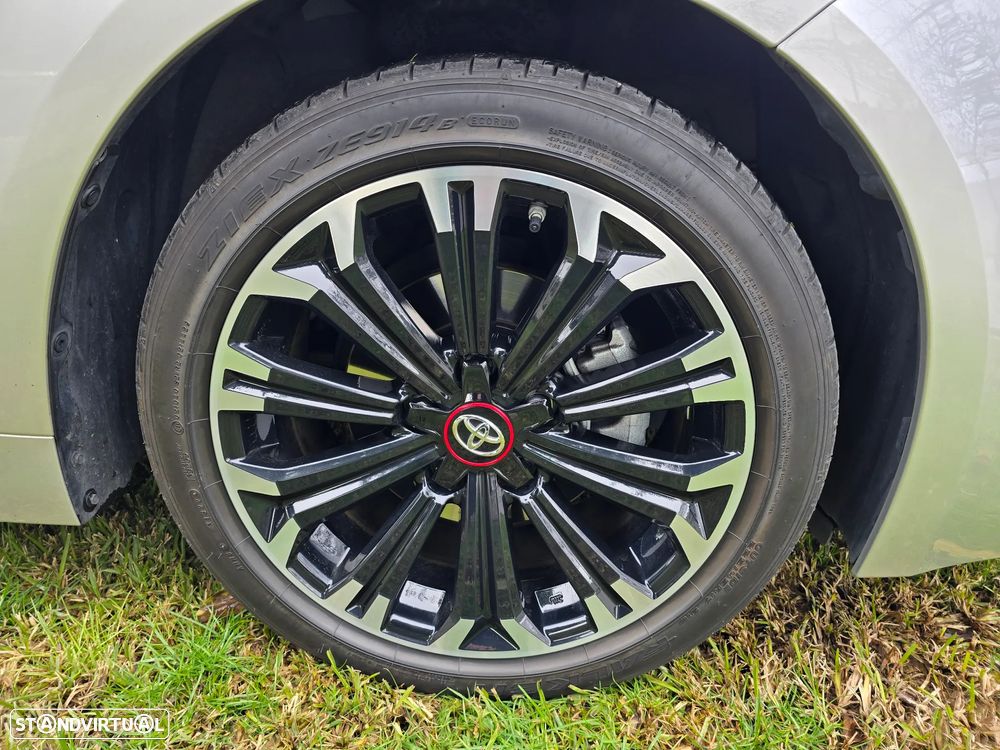 Toyota Corolla 1.8 Hybrid GR-Sport - 14