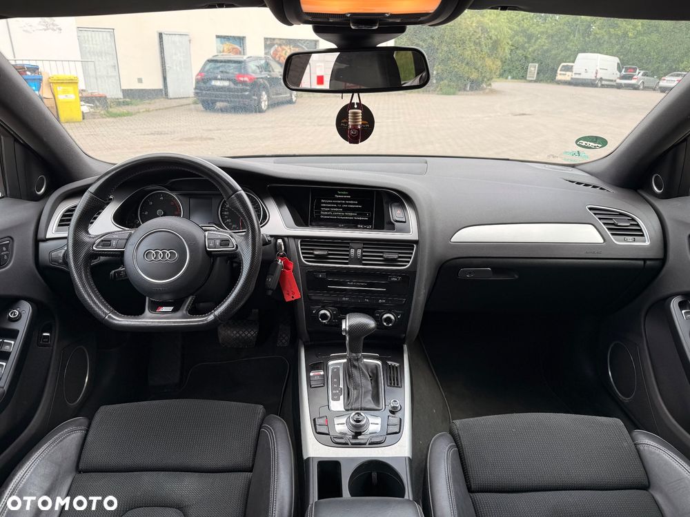 Audi A4 Avant 3.0 TDI DPF multitronic S line Sportpaket - 13