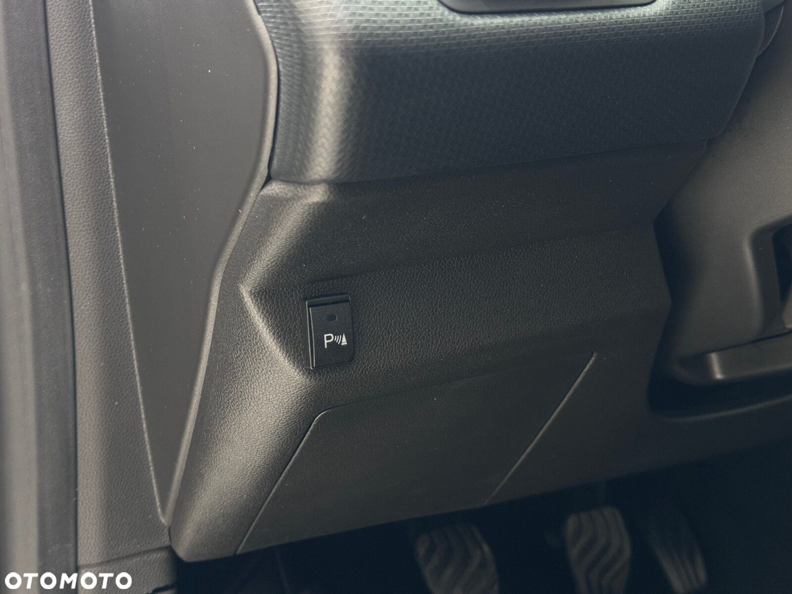 Renault Clio - 21