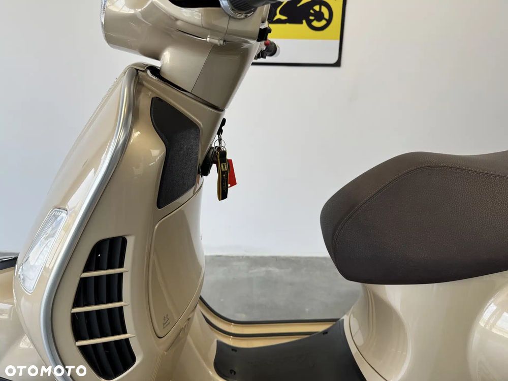 Vespa GTS - 21
