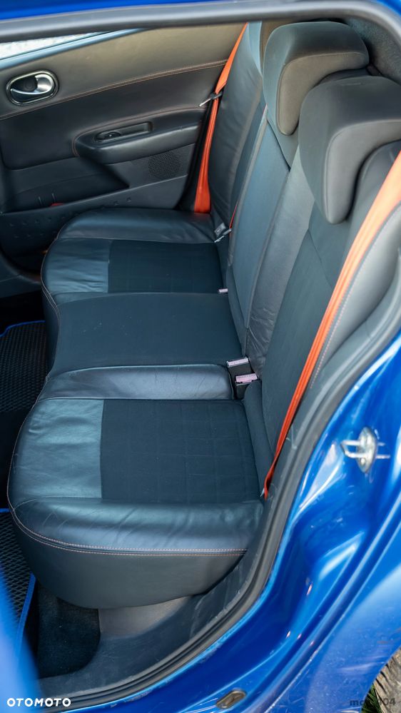 Renault Megane 2.0 Sport - 12