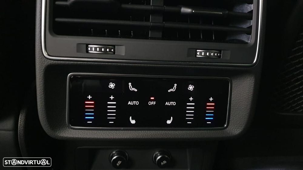 Audi SQ8 TFSI quattro Tiptronic - 35