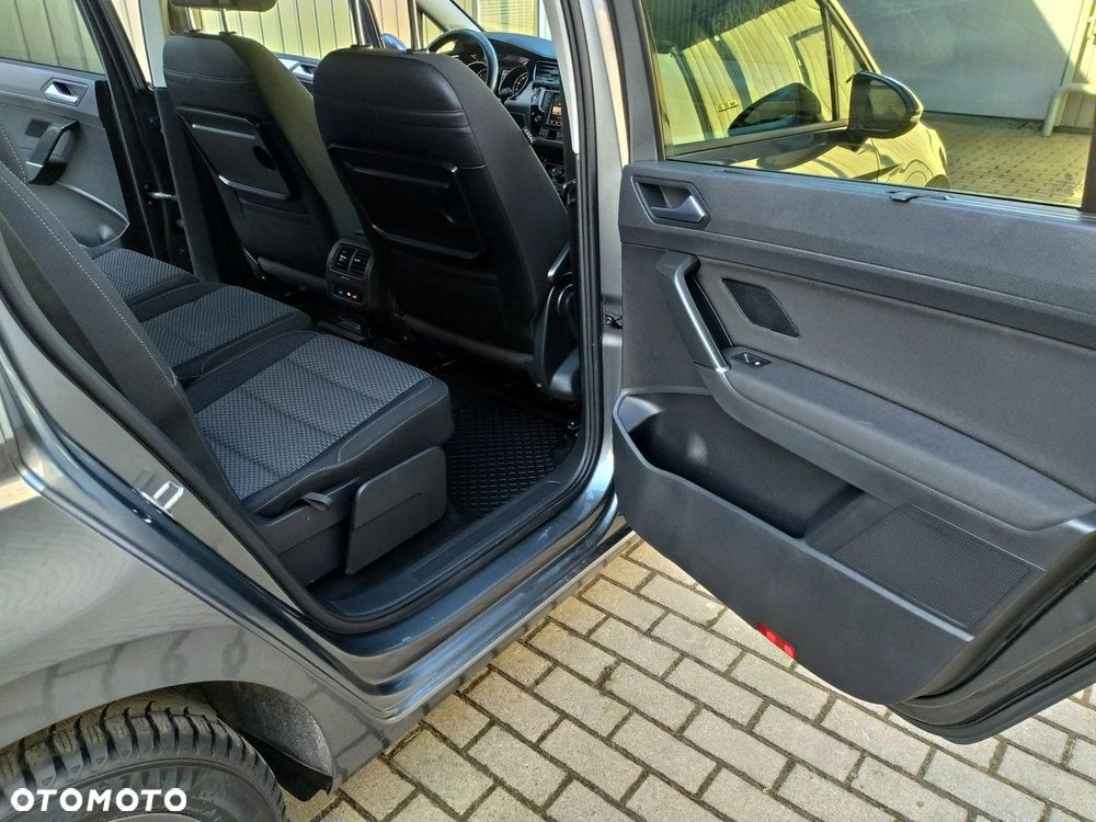 Volkswagen Touran 2.0 TDI BMT Comfortline Plus DSG - 22