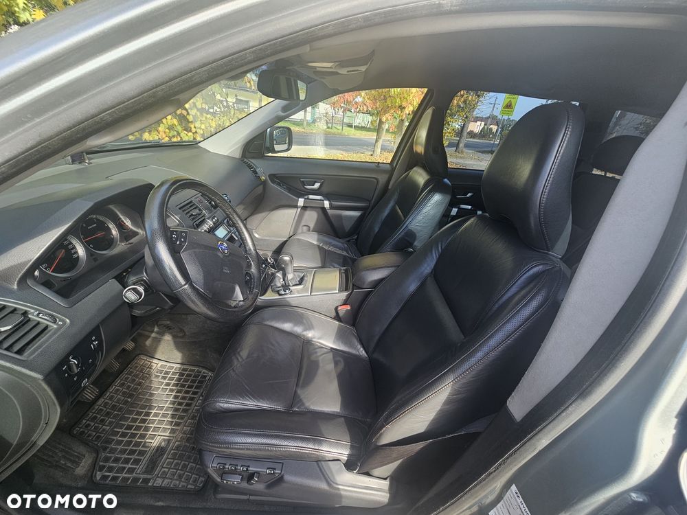 Volvo XC 90 - 8