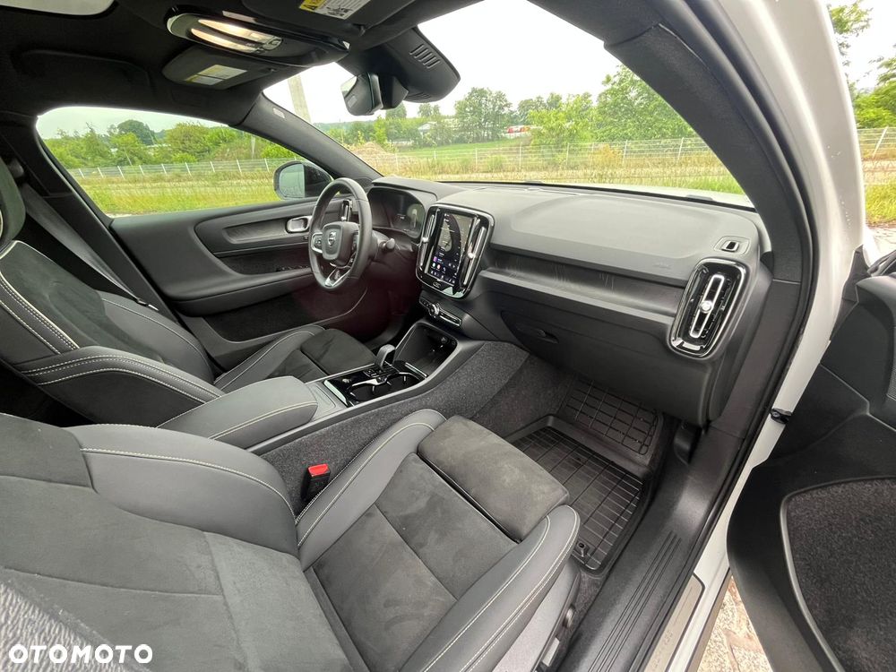 Volvo C40 Recharge Twin AWD Ultimate - 17