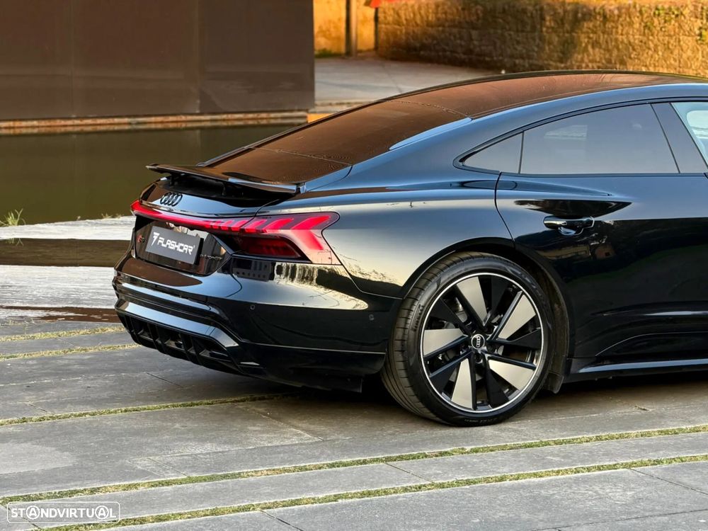Audi e-tron GT quattro - 7
