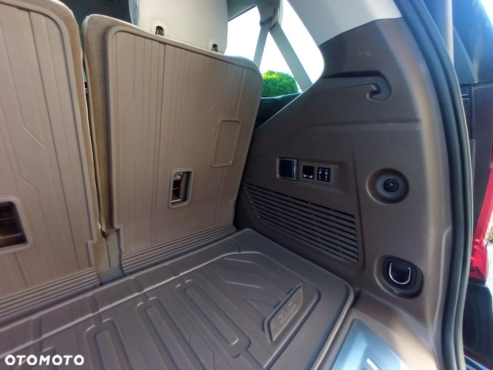 GMC Yukon - 17
