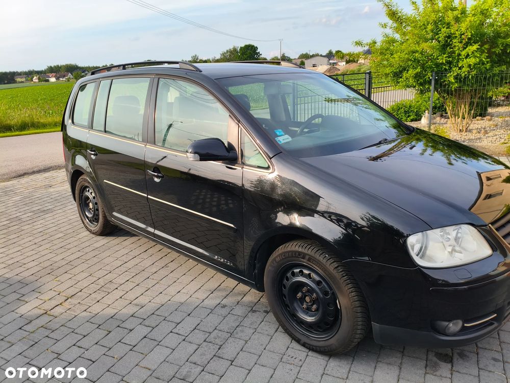 Volkswagen Touran 2.0 TDI Trendline - 15
