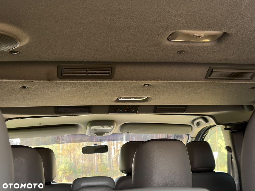 Opel Vivaro L2H1 2.9t - 35