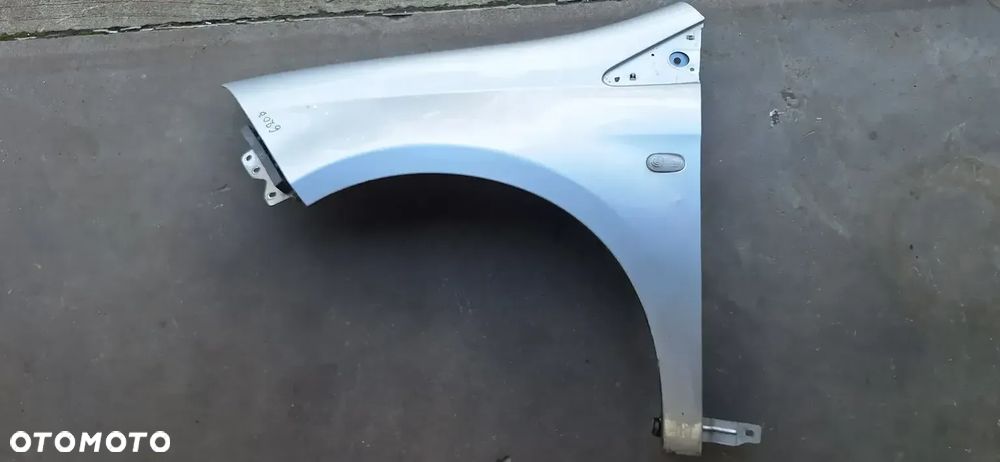 Fiat Bravo II Błotnik Przód Przedni Lewy Kod Lakieru 620B Srebrny - 1