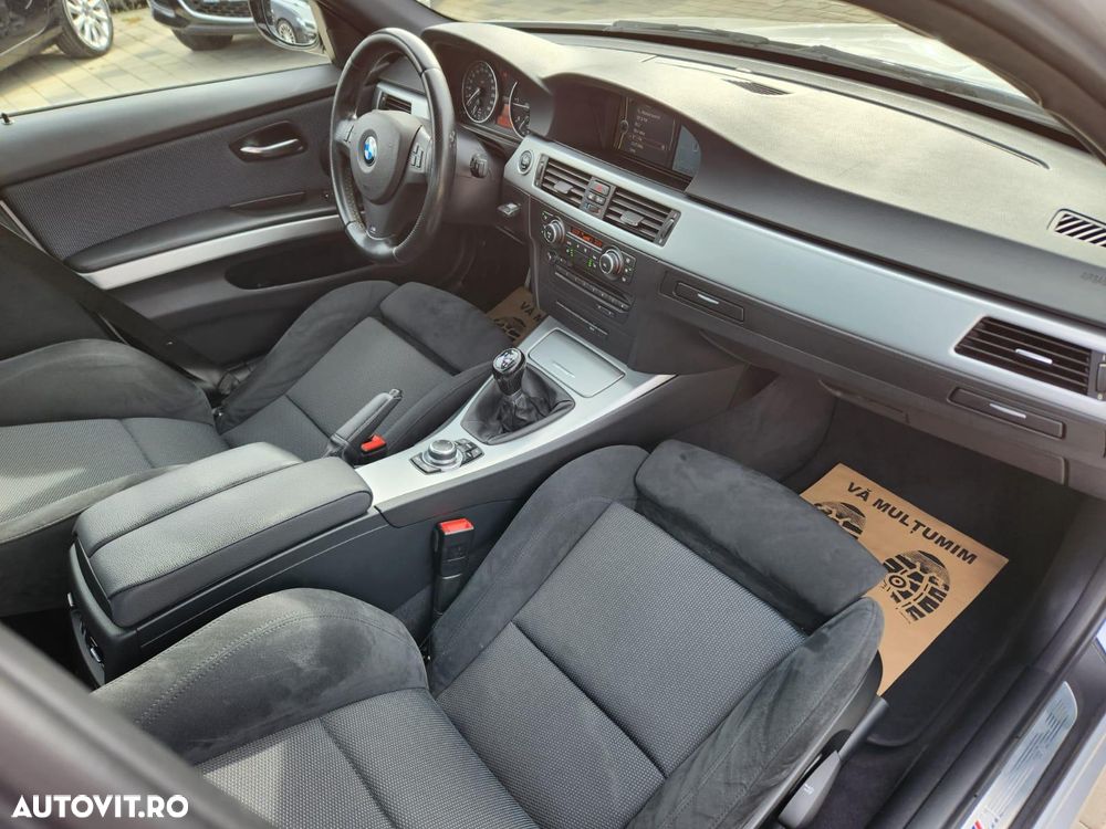 BMW Seria 3 318d Sport Line - 19