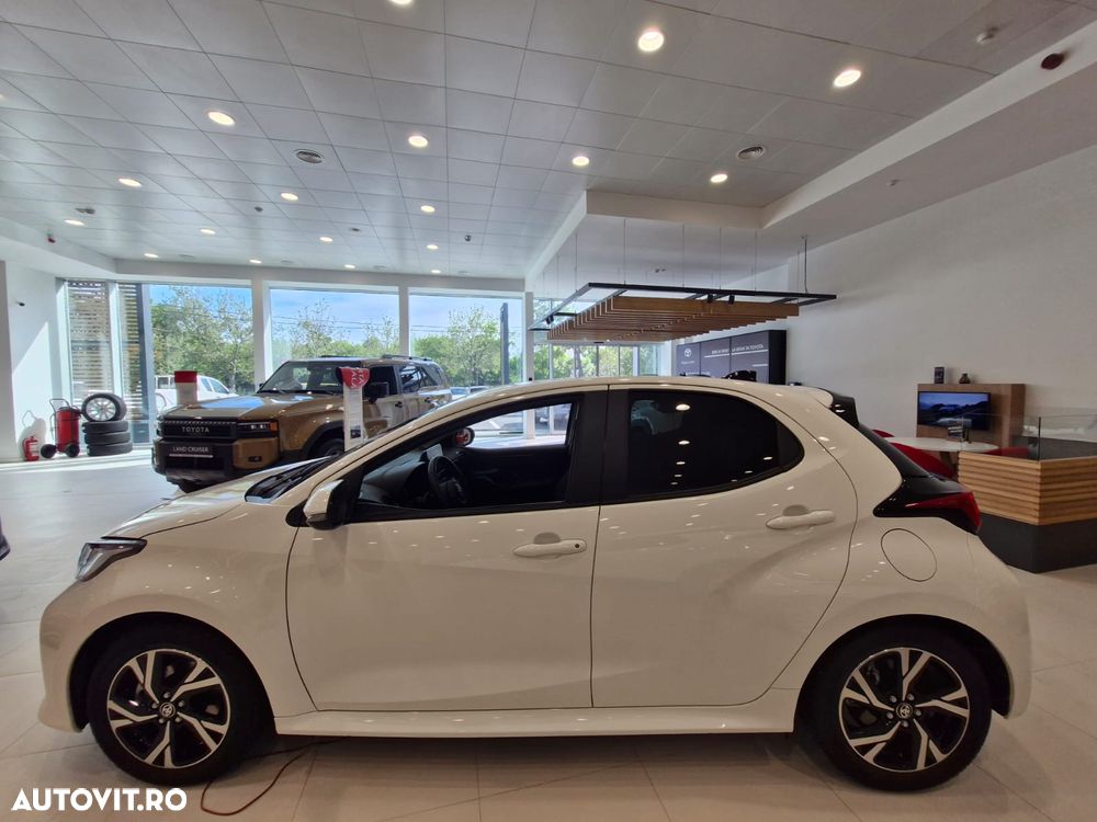 Toyota Yaris - 4