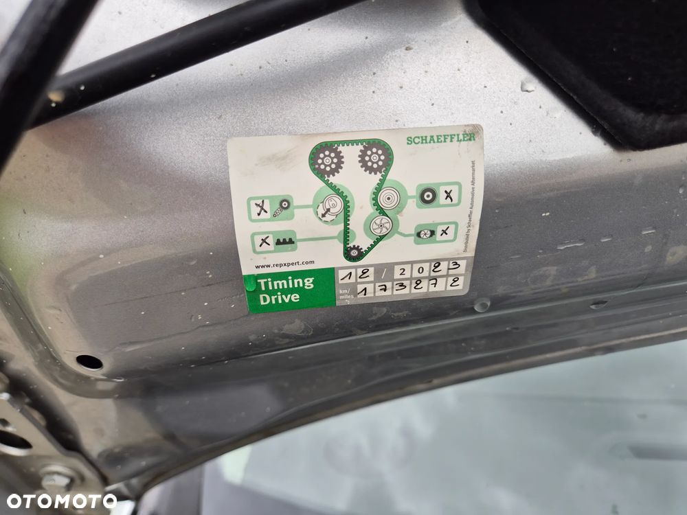 Citroën C4 HDi 90 Attraction - 24