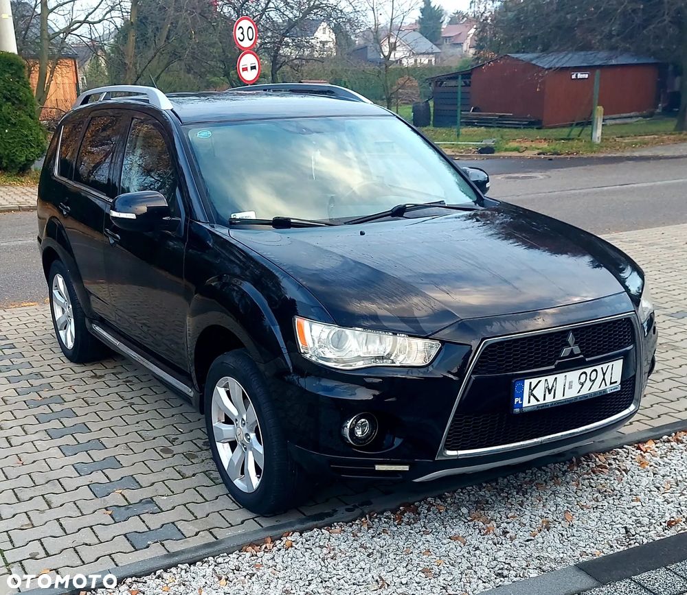 Mitsubishi Outlander 2.0 DID Intense + - 1