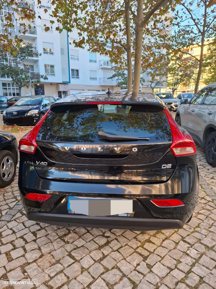 Volvo V40 - 2