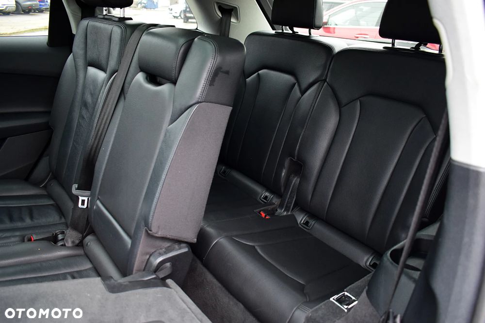 Audi Q7 3.0 TFSI Quattro Tiptronic - 8