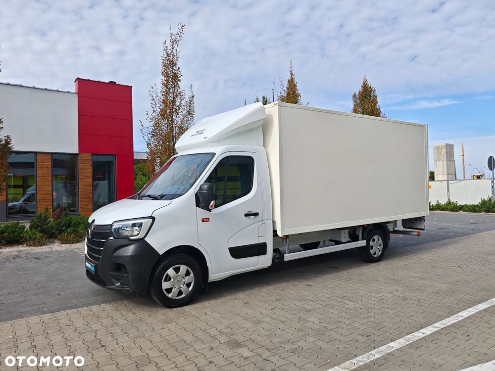 Renault Master - 1