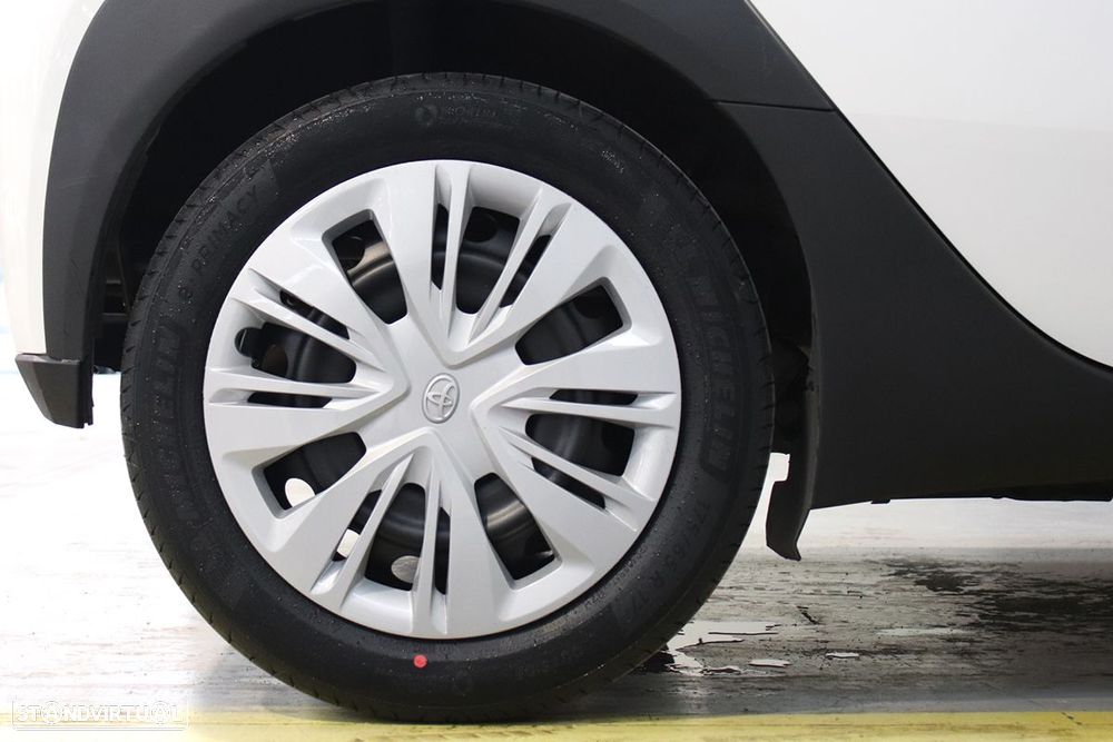 Toyota Aygo X 1.0 Pulse CVT - 5