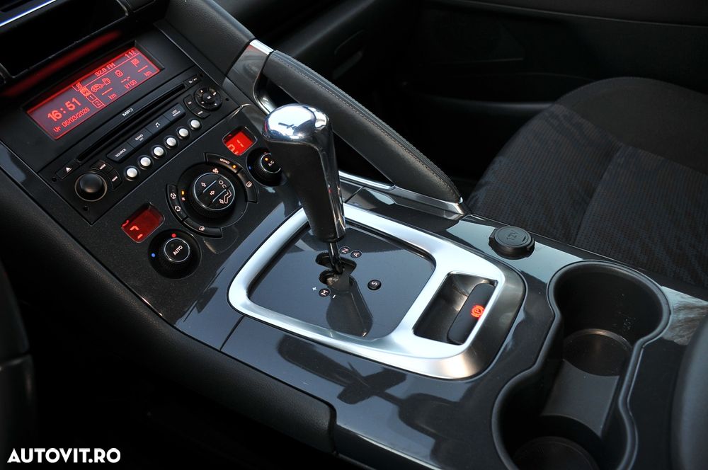 Peugeot 3008 BlueHDi 120 EAT6 Stop & Start Allure - 12