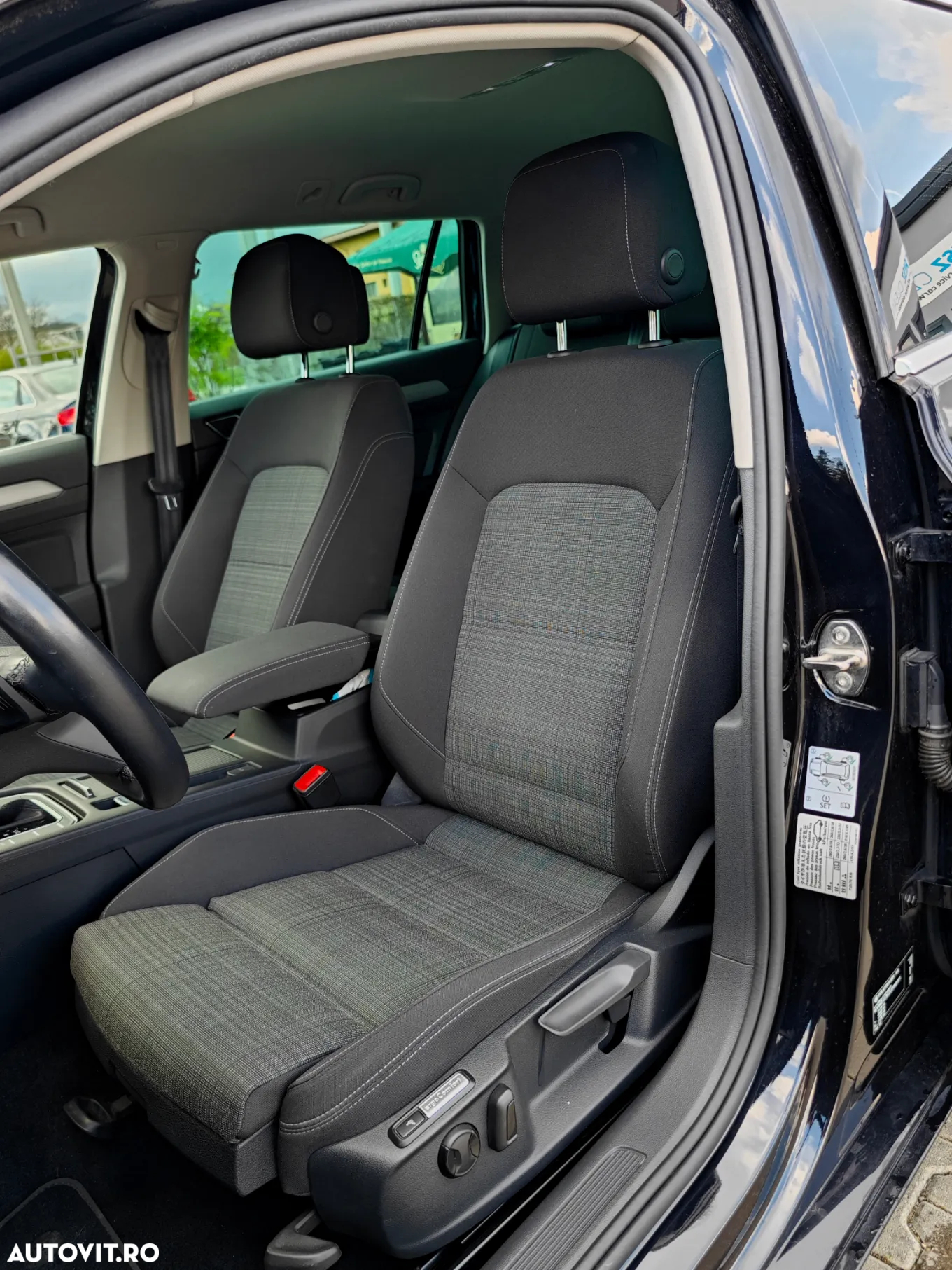 Volkswagen Passat Variant 2.0 TDI DSG Business - 6